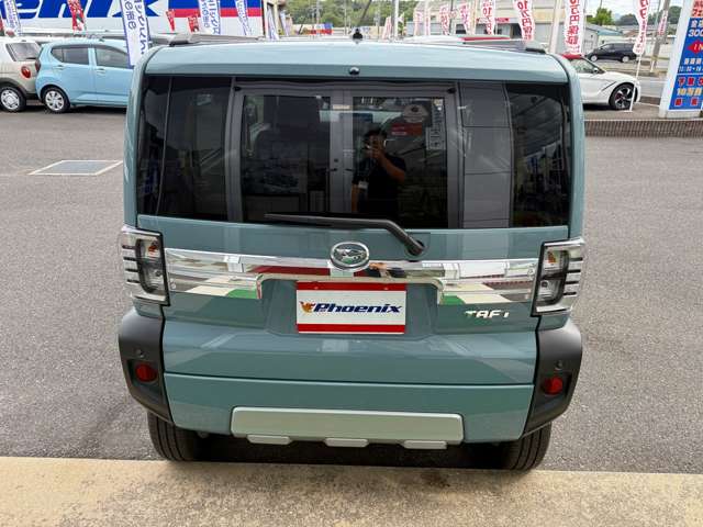 Daihatsu Taft 7