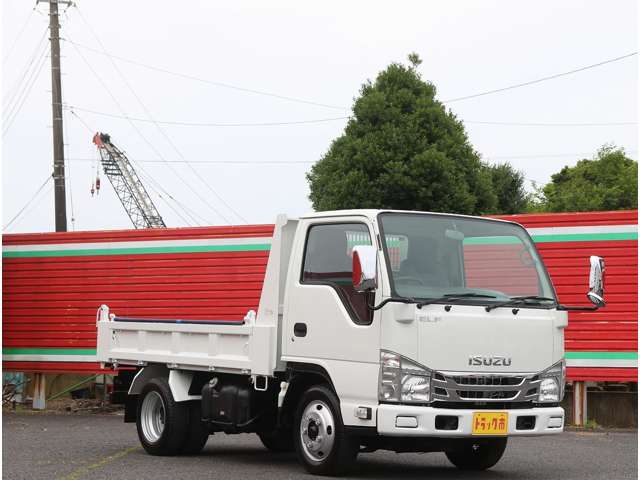 Isuzu Elf 7