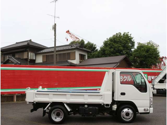 Isuzu Elf 8