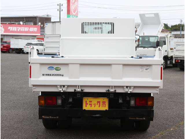 Isuzu Elf 10