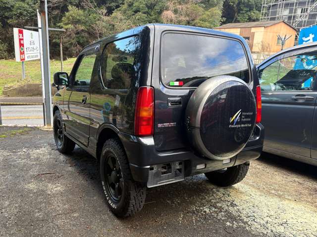 Suzuki Jimny 6