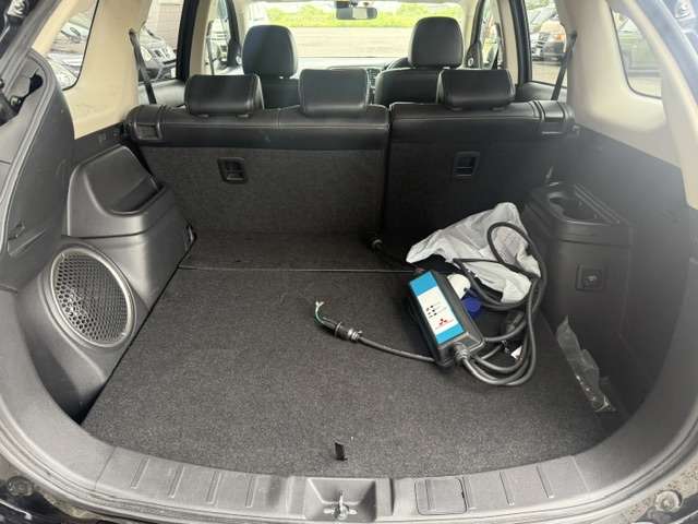 Mitsubishi Outlander PHEV 10