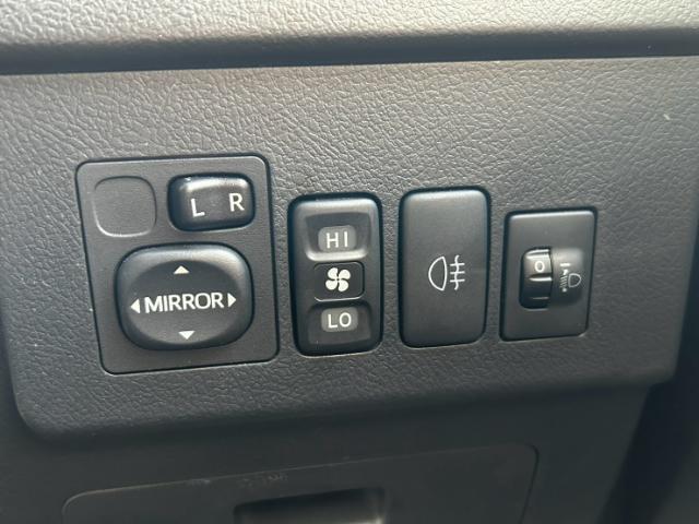 Toyota Light Ace Van 11