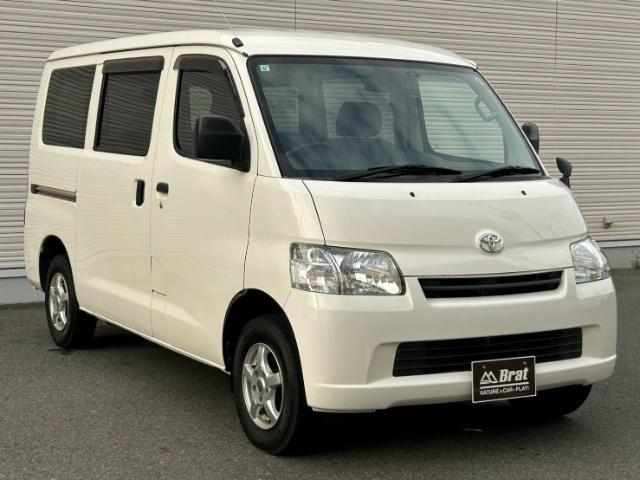Toyota Light Ace Van 8
