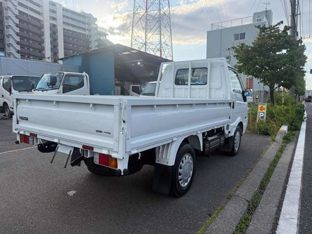 Mazda Bongo Truck 7
