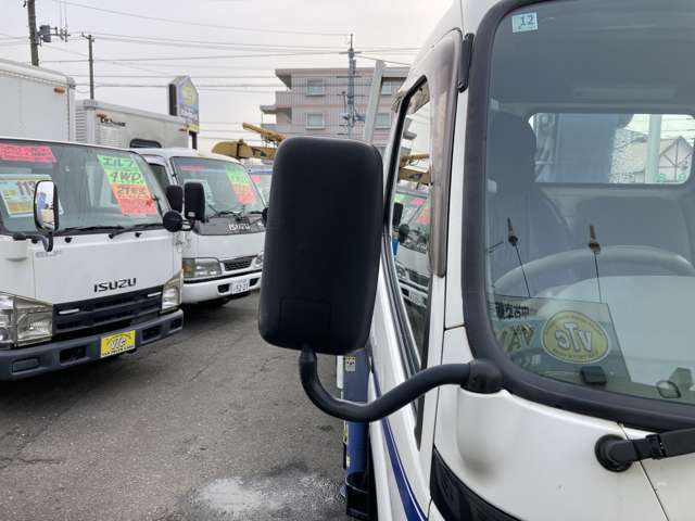 Hino Dutro 9