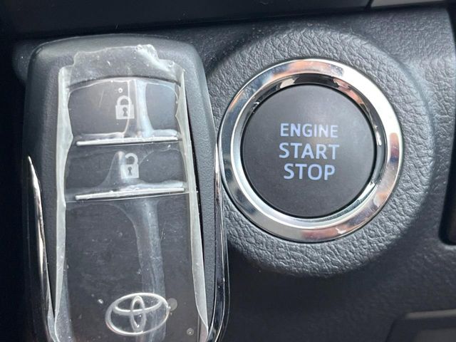 Toyota Hilux 11