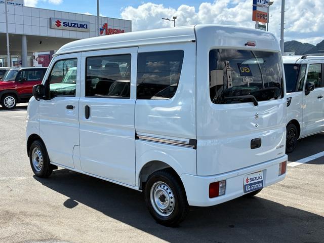 Suzuki Every 12