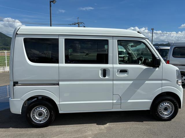 Suzuki Every 9
