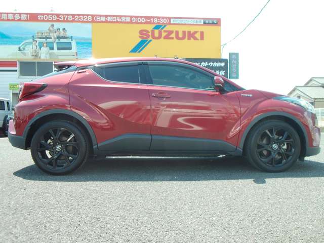 Toyota C-HR 4