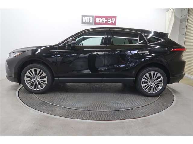 Toyota Harrier 9