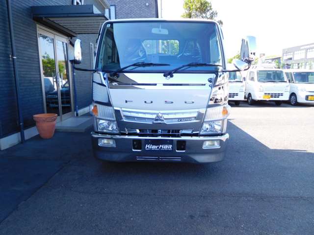 Mitsubishi Fuso Canter 2