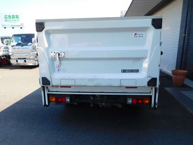 Mitsubishi Fuso Canter 6