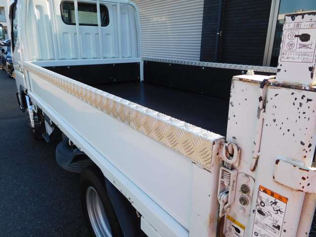 Mitsubishi Fuso Canter 10