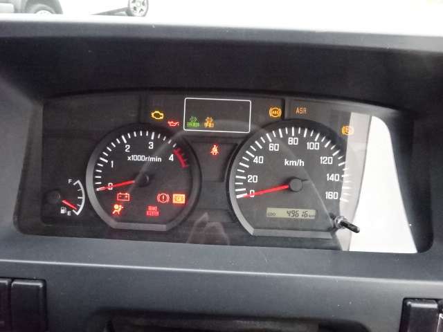 Isuzu Elf 12