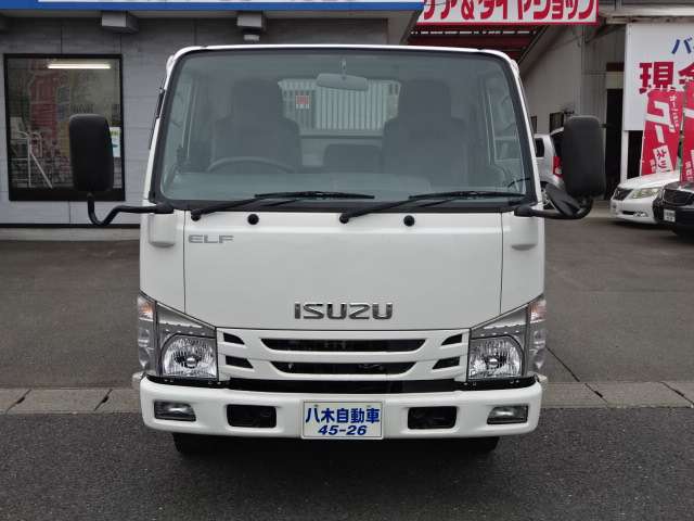 Isuzu Elf 2