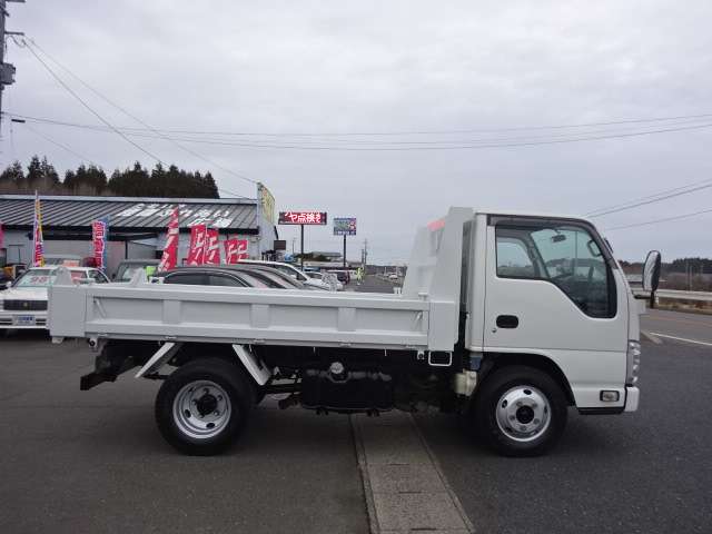 Isuzu Elf 5