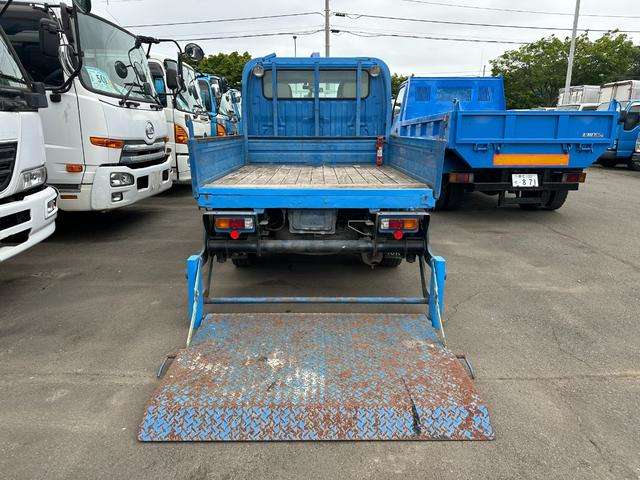 Toyota Toyoace 7
