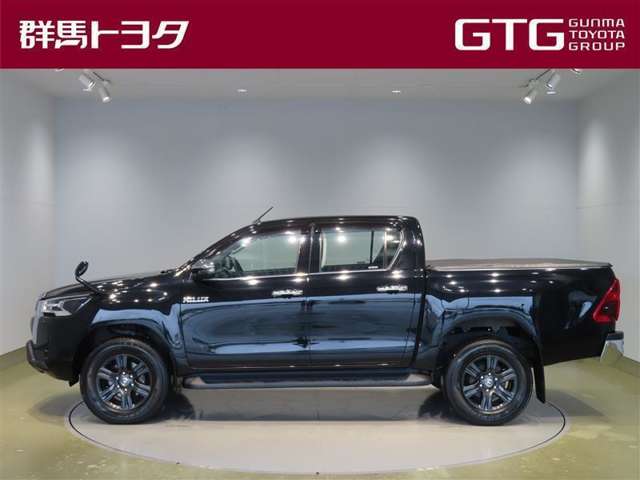 Toyota Hilux 4