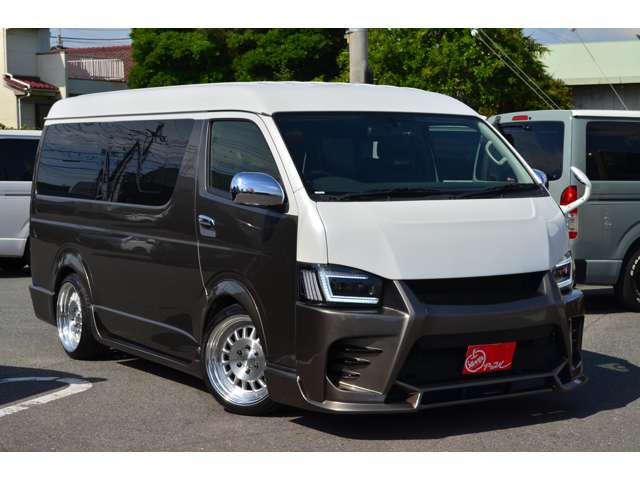 Toyota Hiace 11