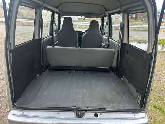 Mitsubishi Minicab Van 11