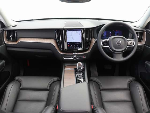 Volvo XC60 4