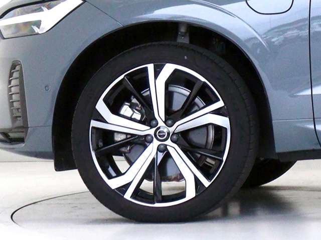 Volvo XC60 9