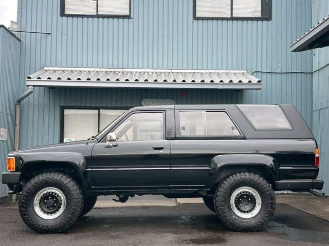 Toyota Hilux Surf 4