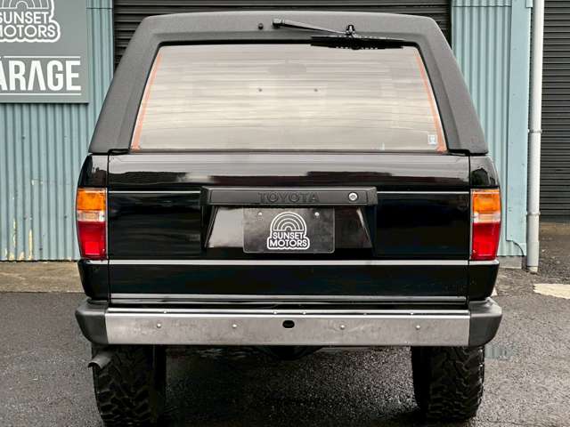 Toyota Hilux Surf 6