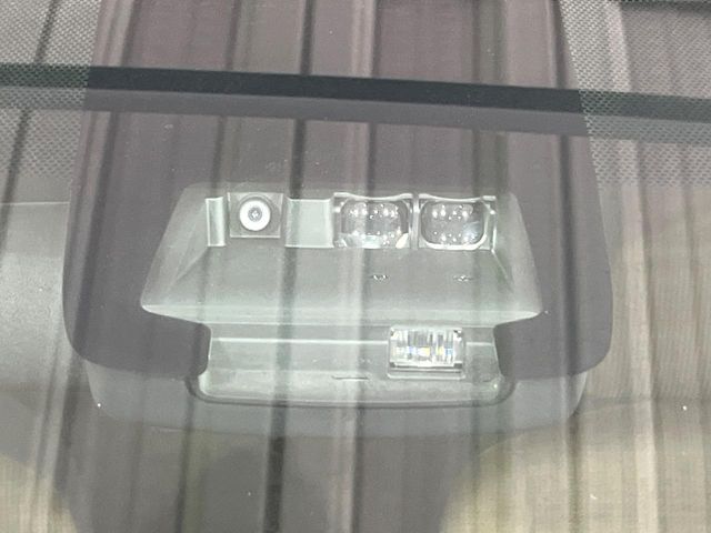 Toyota Sienta 6