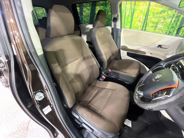 Toyota Sienta 9