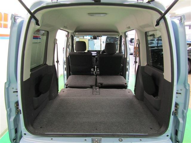 Daihatsu Hijet Cargo 11