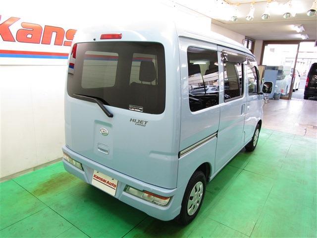 Daihatsu Hijet Cargo 6