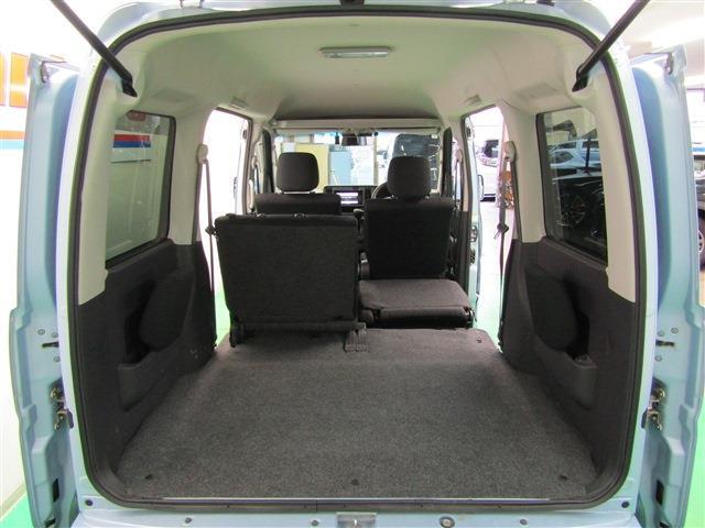 Daihatsu Hijet Cargo 10