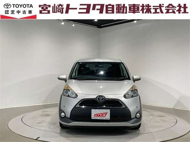 Toyota Sienta 3