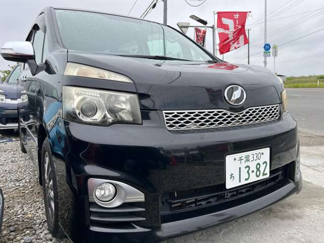 Toyota Voxy 5