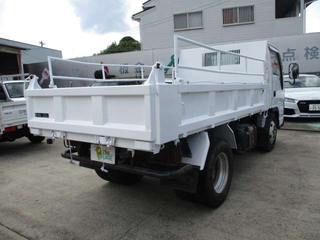 Isuzu Elf 9