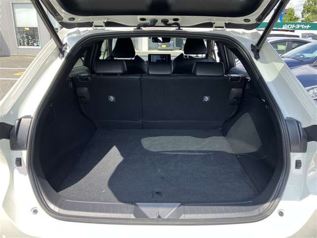 Toyota Harrier 9