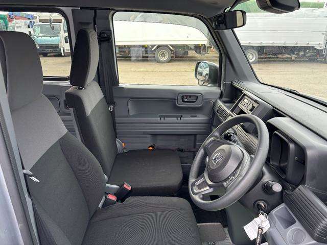 Honda N-VAN 11