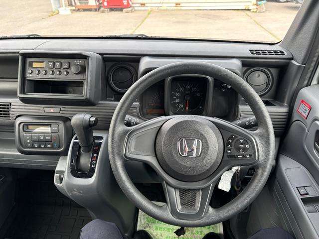 Honda N-VAN 12