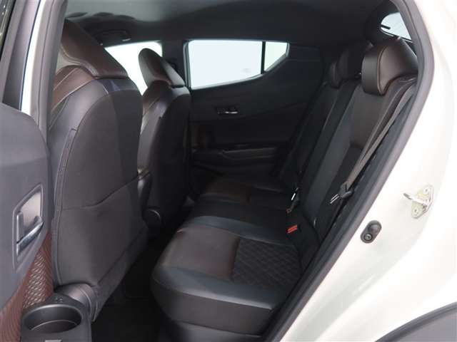 Toyota C-HR 12