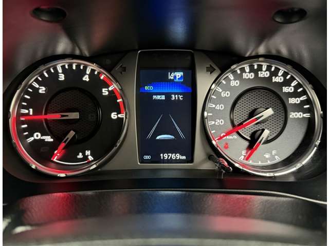 Toyota Hilux 7