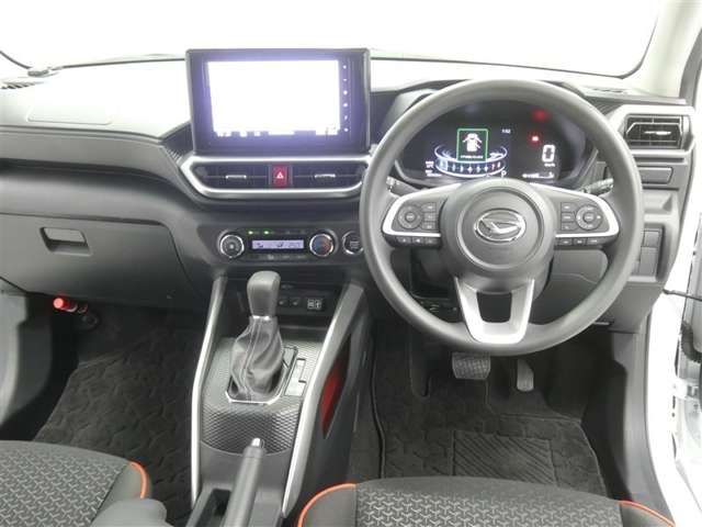 Daihatsu Rocky 4