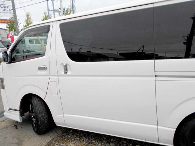 Toyota Regius Ace 12