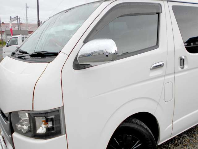 Toyota Regius Ace 4