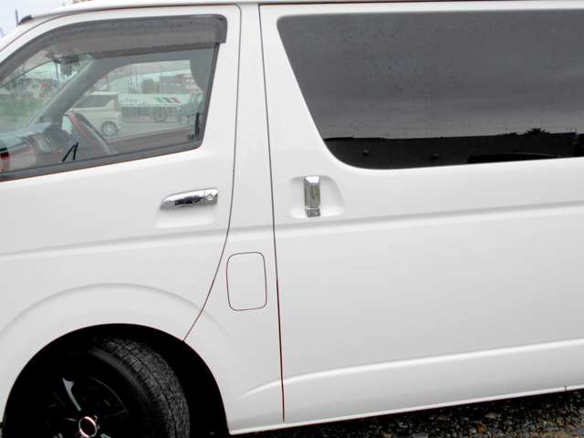 Toyota Regius Ace 7