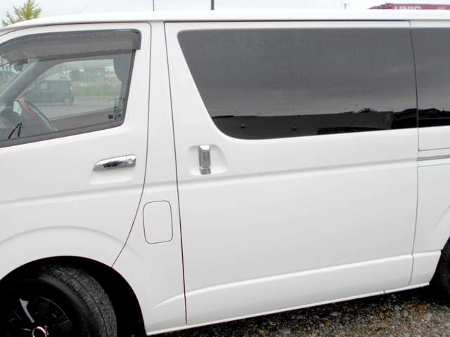 Toyota Regius Ace 8