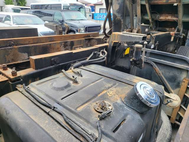 Isuzu Giga 10