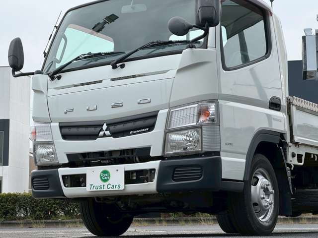 Mitsubishi Fuso Canter 9