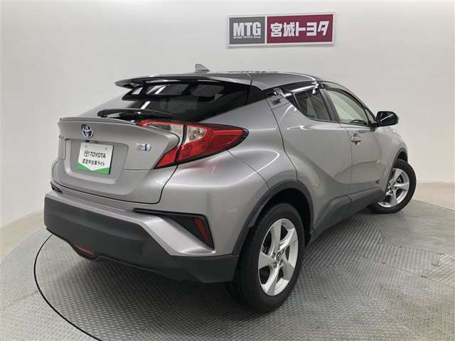 Toyota C-HR 5